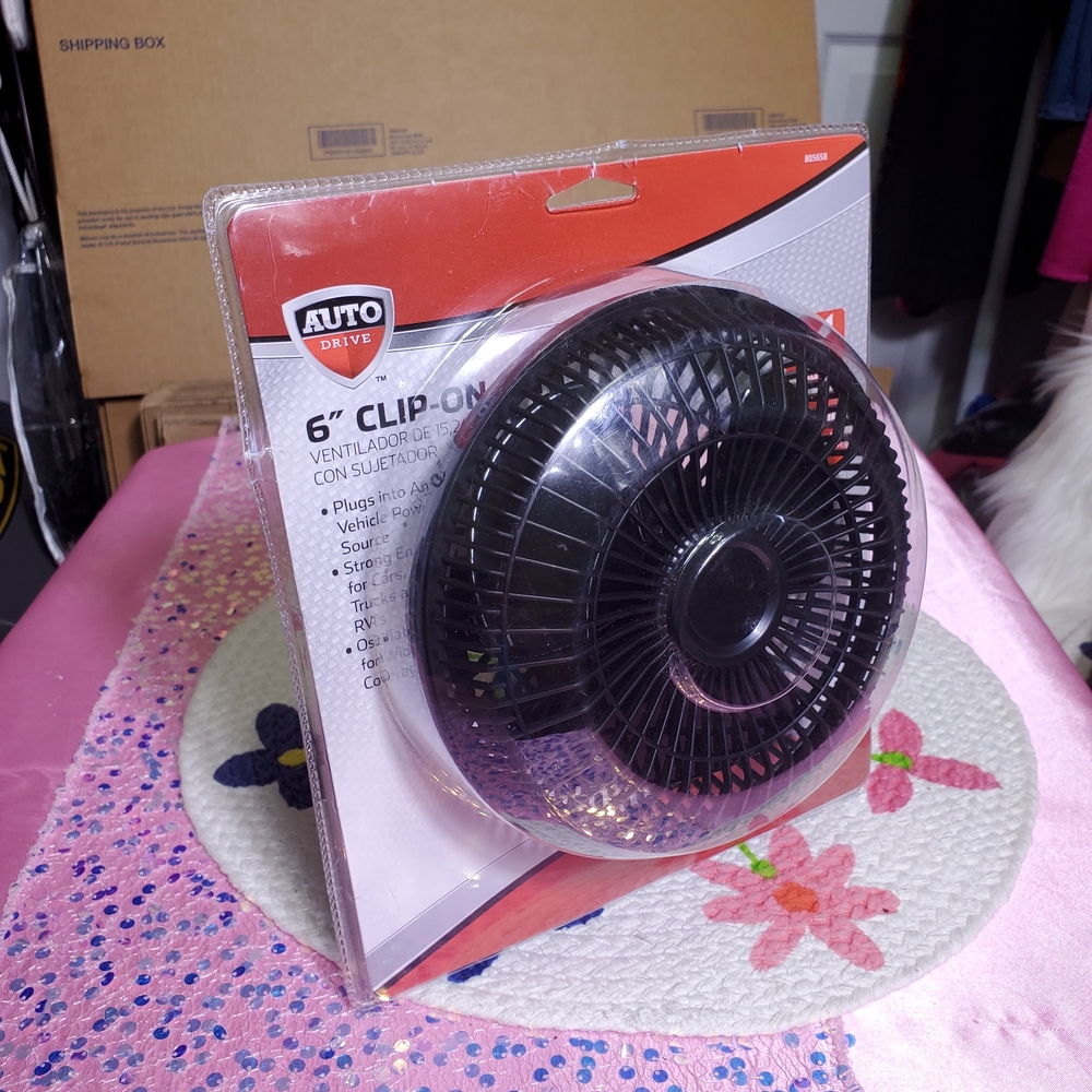 Auto Drive 6" Electronics Vehicle Clip-On Summer Travel Auto Car Fan NIB NWT - Picture 2 of 12